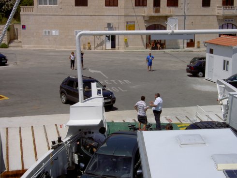 Färjan till Makarska blev snabbt full